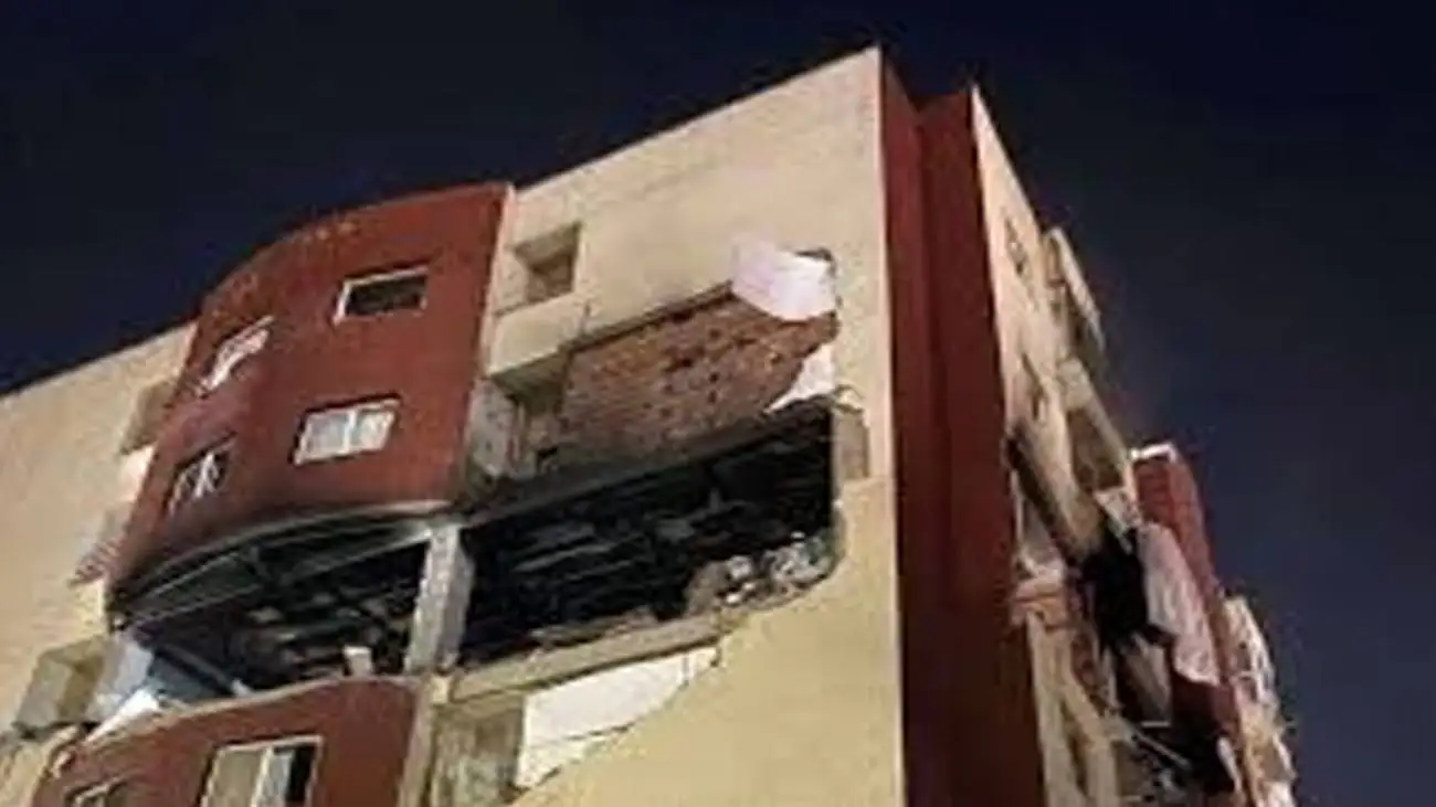 ویدیو  -  4 مصدوم در حادثه انفجار یک واحد مسکونی در جویبار