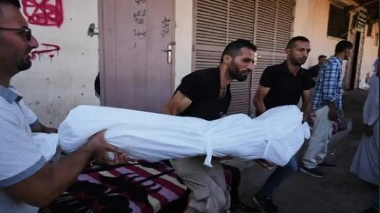 حمله اسرائیل به چادر آوارگان در غزه - شهادت 90 فلسطینی در صف غذا - شهادت یک کودک و یک نوزاد شیرخواره