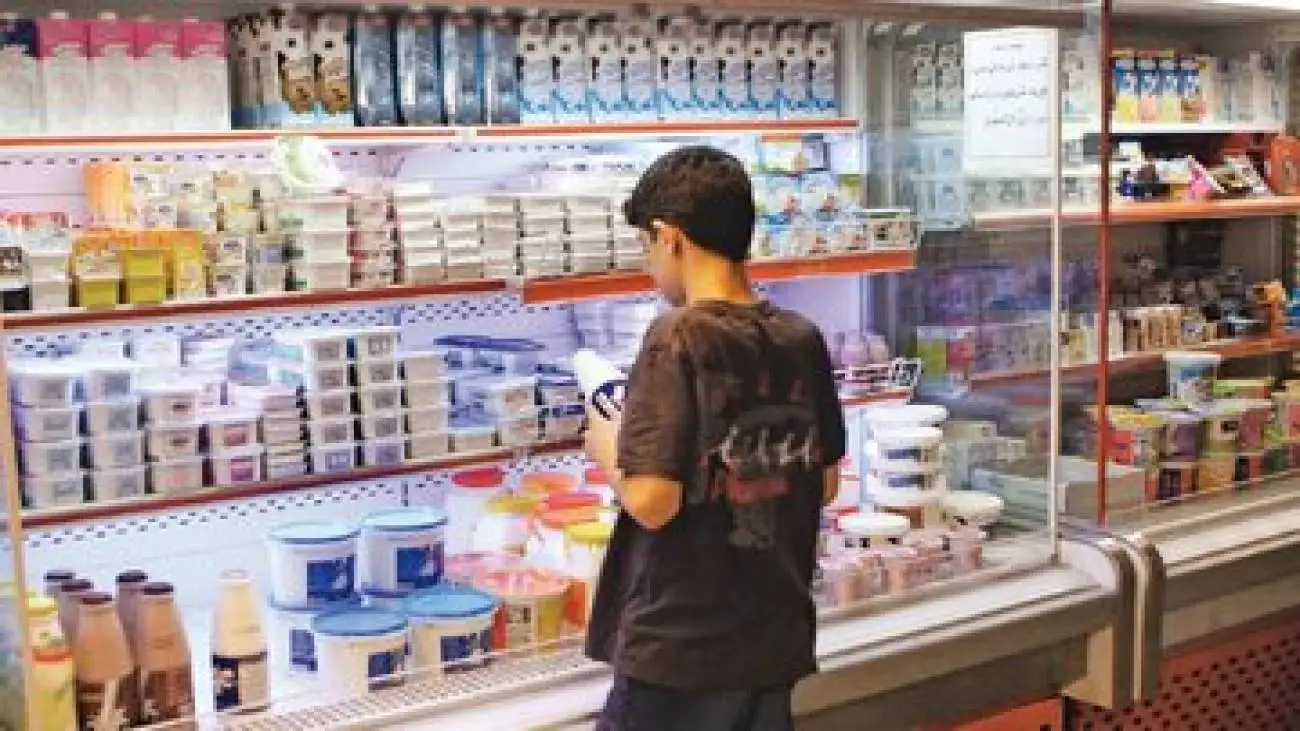 سرانه مصرف لبنیات در ایران در یک دهه 80 کیلو کاهش داشته است