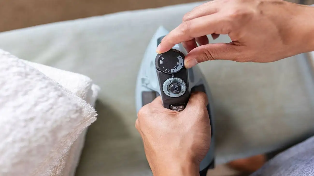 روش های برطرف کردن برق پارچه فوتر + آموزش کامل و نکات طلایی