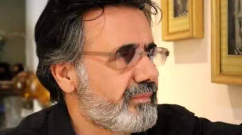 دانلود ریمیکس باشکوه   معین چاوشی تتلو و  هایده  -  آهنگ گمونم نمونم بی تو من زیاد !