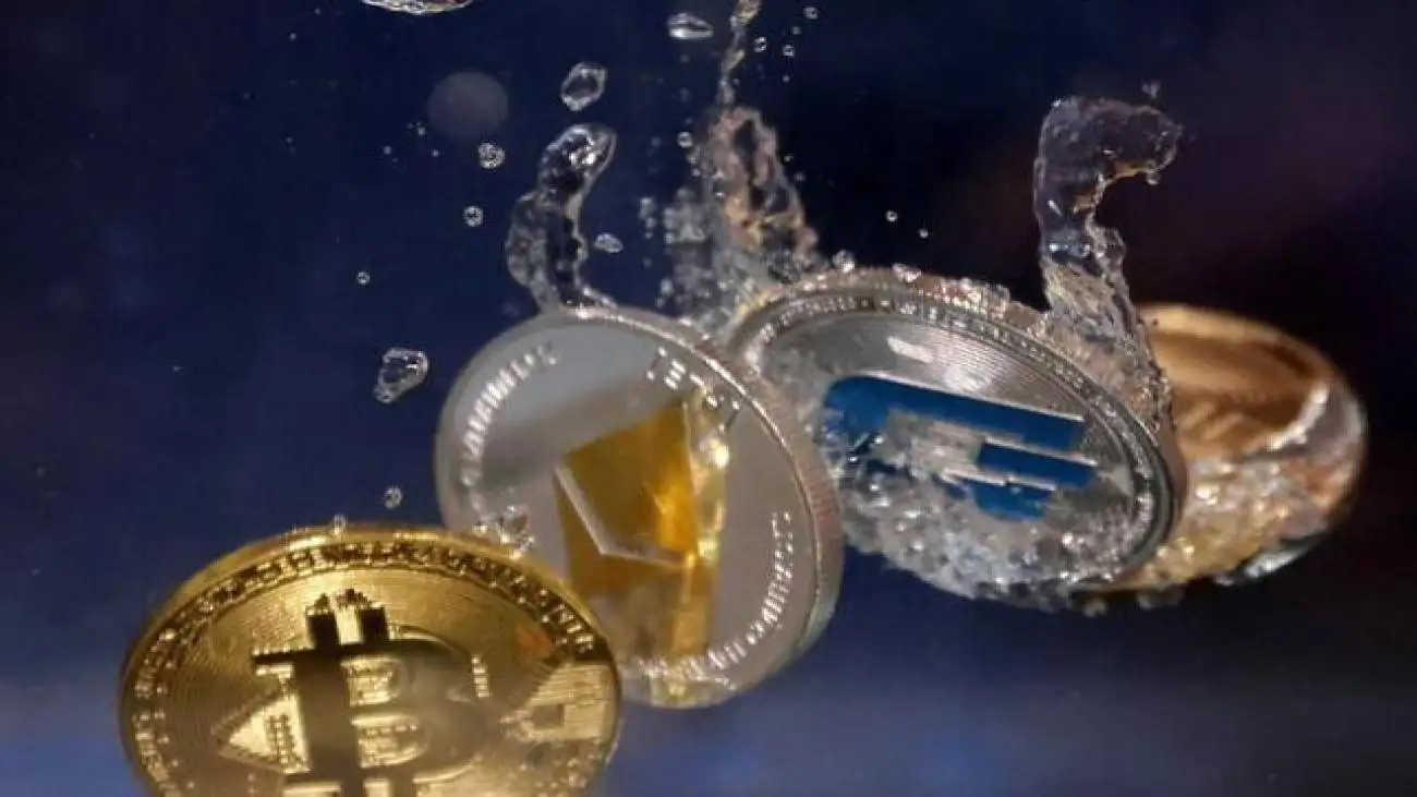 تقاطع مرگ بیت کوین شکل گرفت ؛ آخرین وضعیت بازار رمزارزها در جهان