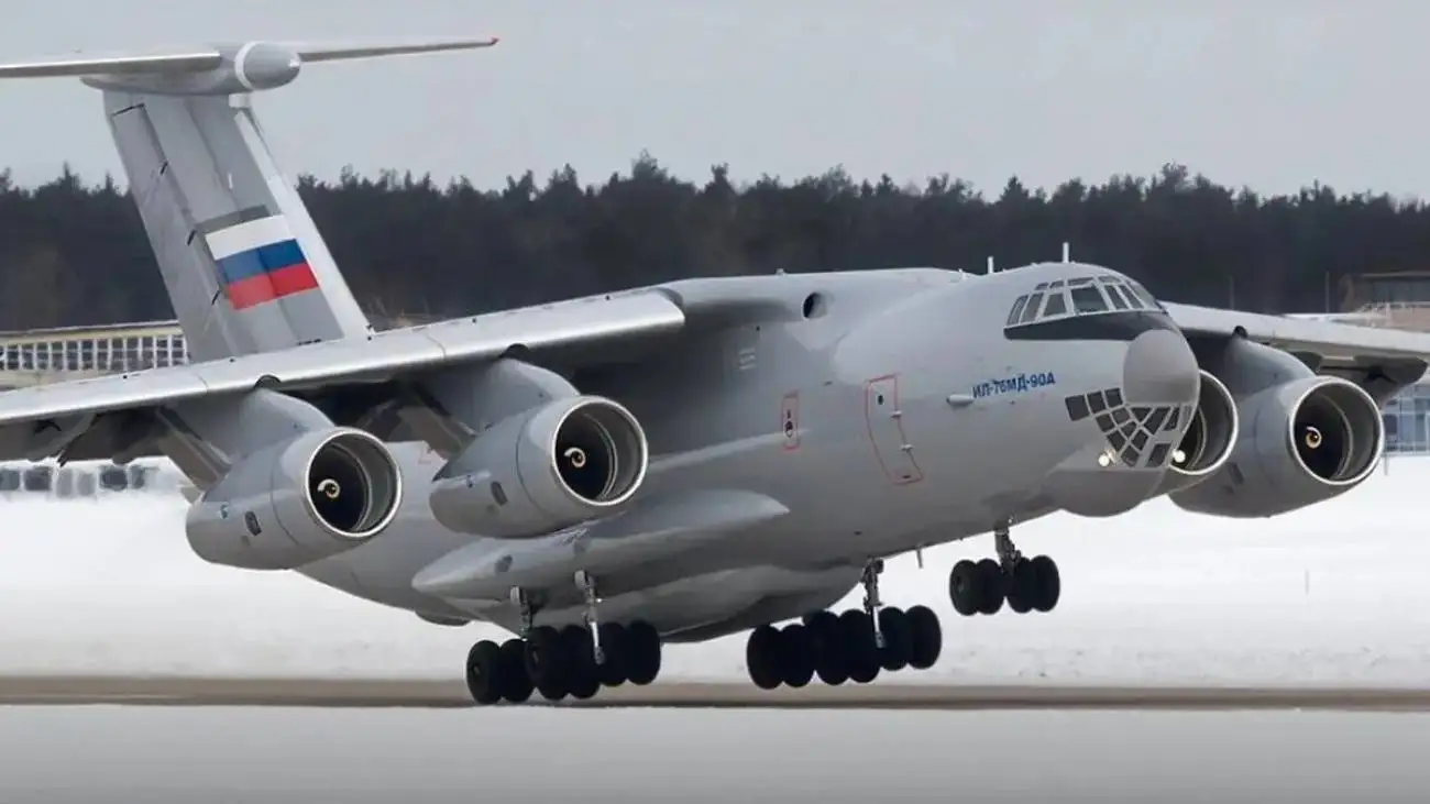 ویدیو  -  ماجرای فرود هواپیماهای روسی در ایران چیست؟