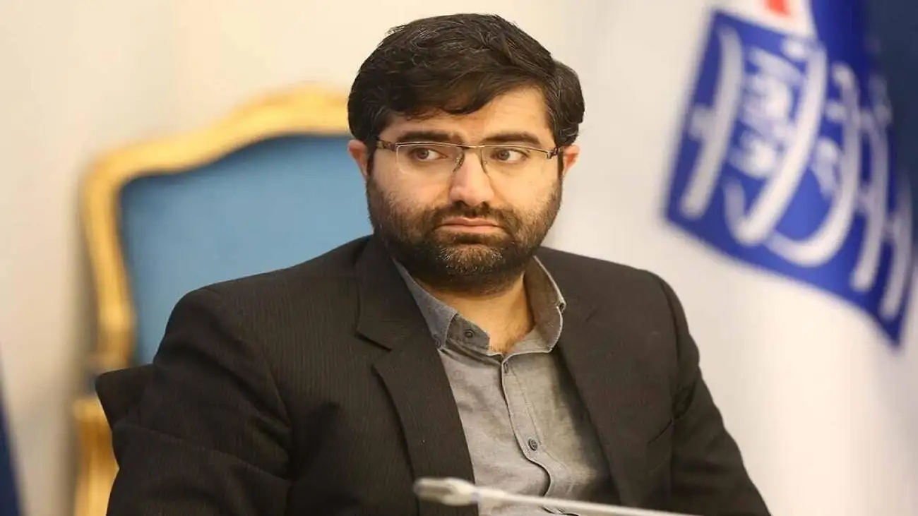 ویدیو  -  نخستین واکنش سقاب اصفهانی به دلیل حادثه رانندگی برای خانواده اش