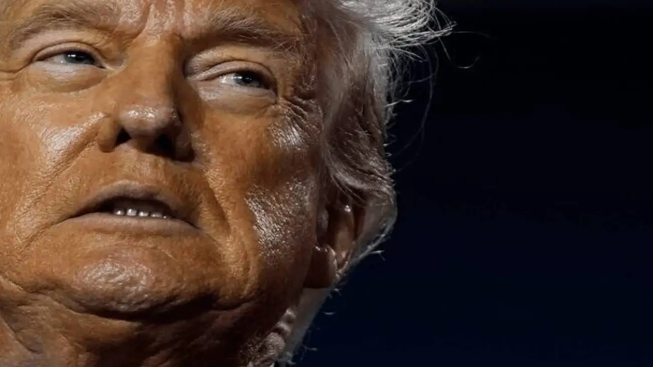 ما یک احمق به عنوان رئیس جمهور داشتیم!