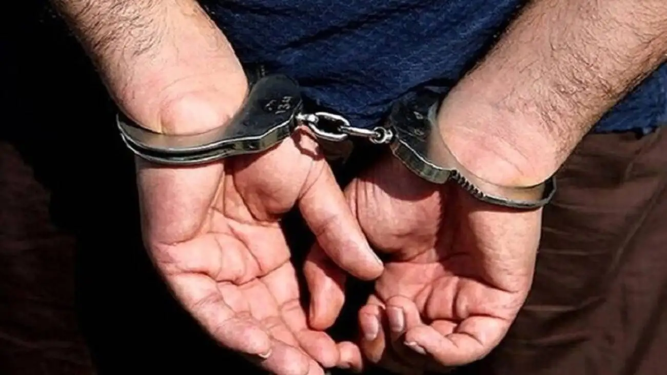 بازداشت اخلالگر سیاه نما در رشت + عکس