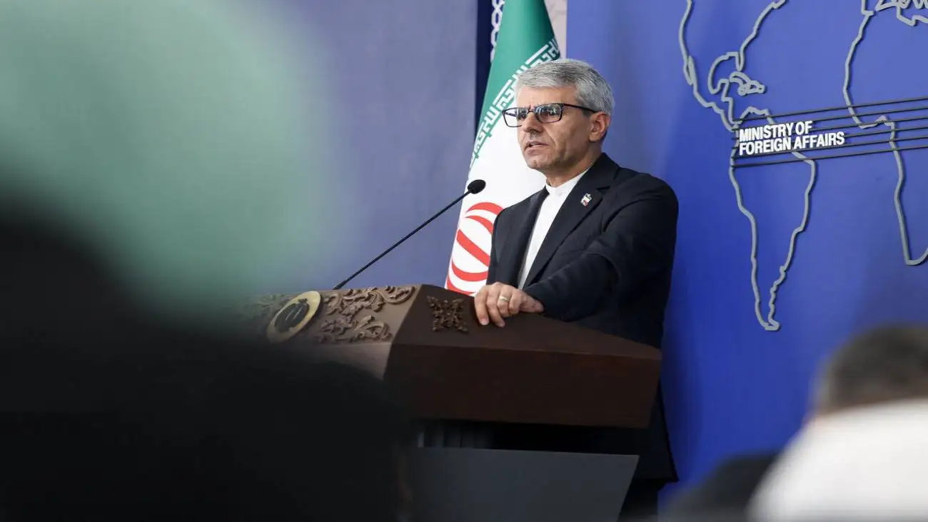 قرائت بخش هایی از وصیت نامه شهید انس جمال الشریف توسط بقایی  -  ویدئو