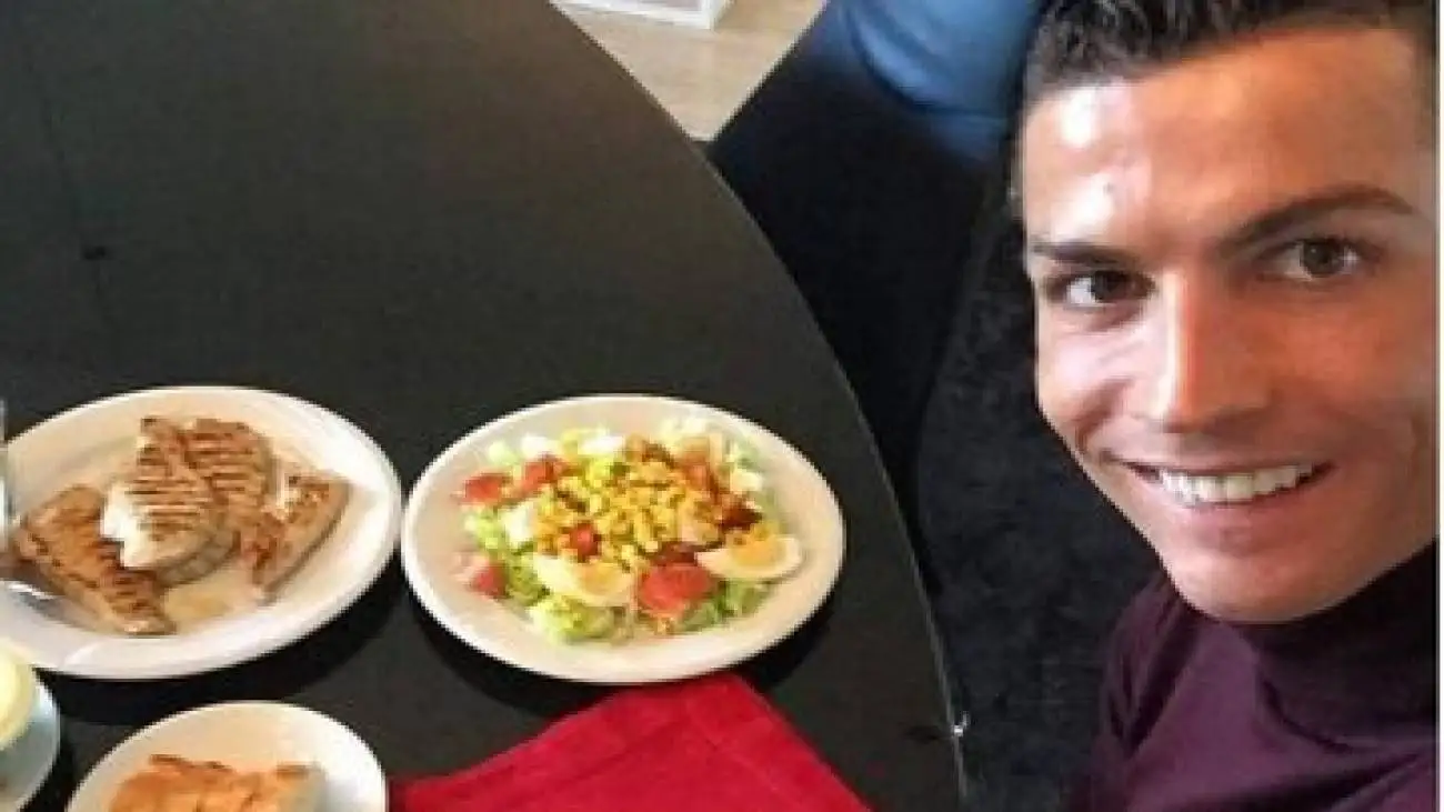 غذای محبوب (رونالدو) و فواید تغذیه ای آن