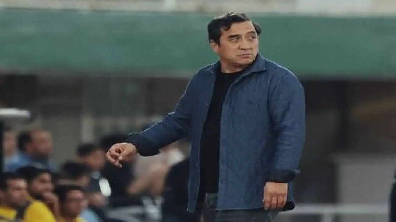 اظهار نظر جالب خداداد در مورد پیشکسوت پرسپولیس؛ او دیگر کیست؟!