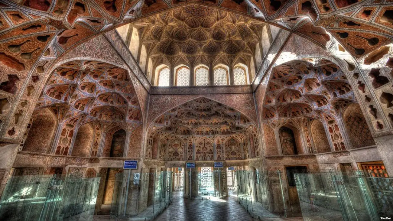 ویدیو  -  چرا معماری سنتی ایران الهام بخش خانه های اروپا شد؟