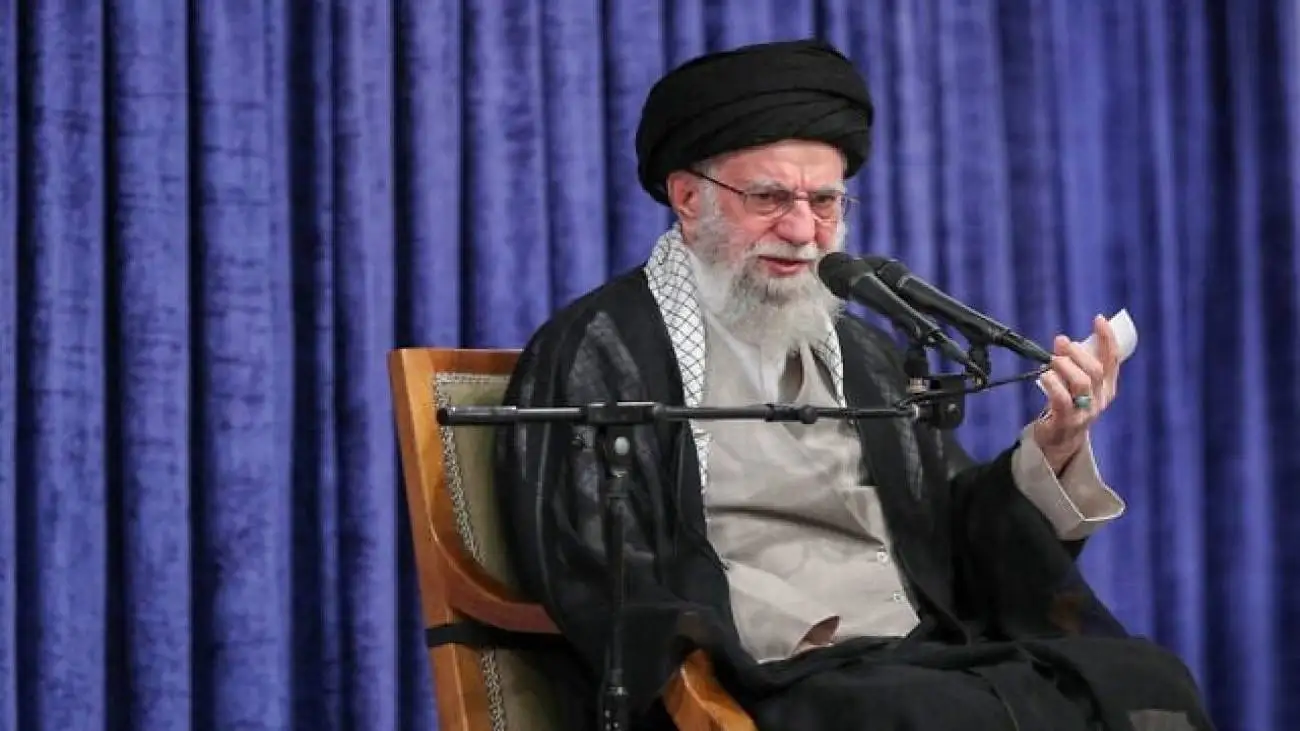 ویدیو  -  پنجره  متفاوتی به دلاوری های کشتی گیران تیم ملی و پیام حضرت آیت الله خامنه ای