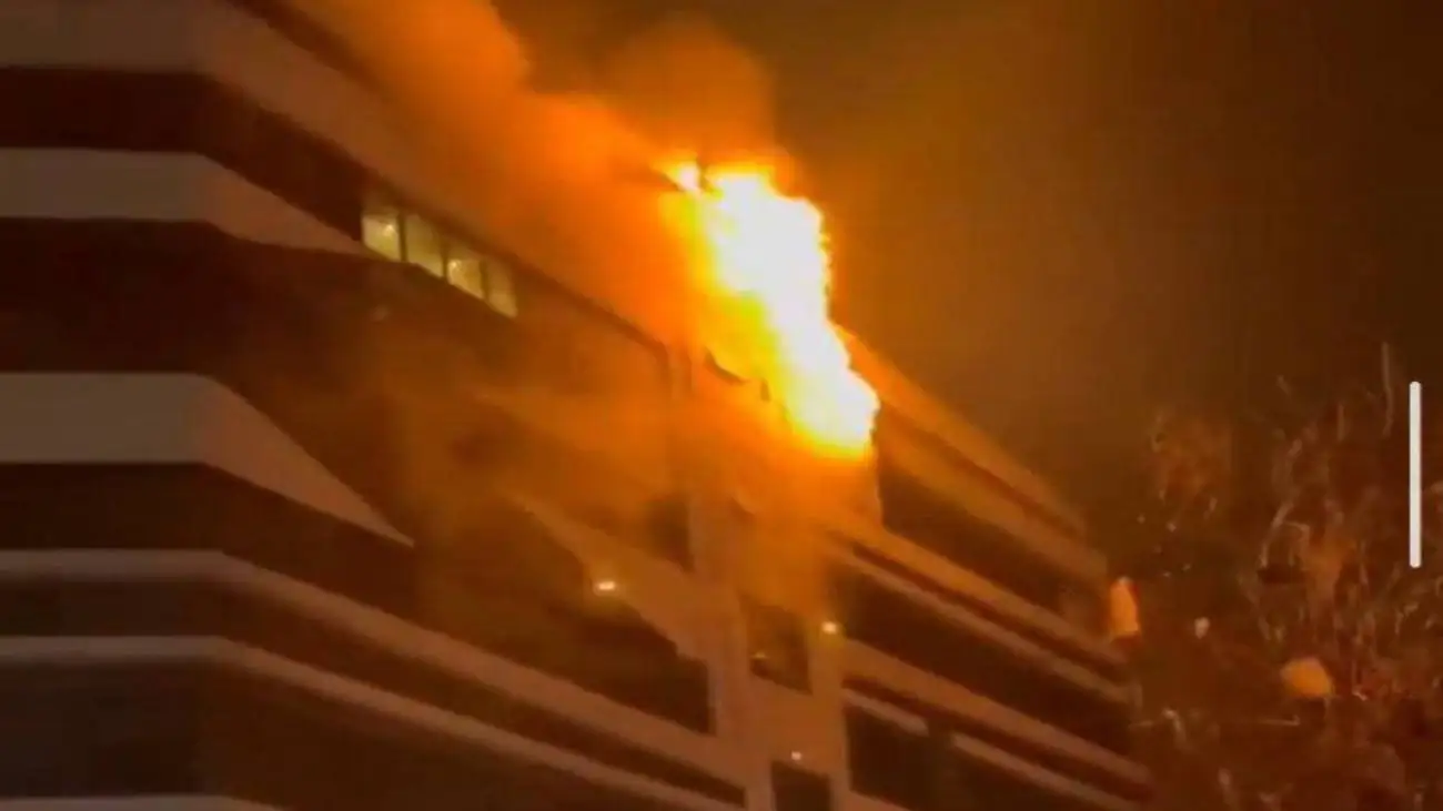 ویدیو  -  آتش سوزی در یک واحد در منطقه یوسف آباد تهران