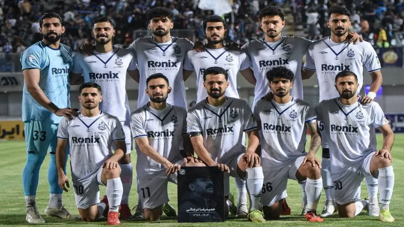 بازیکنان ملوان با نام مادران به میدان می شوند+ ویدئو