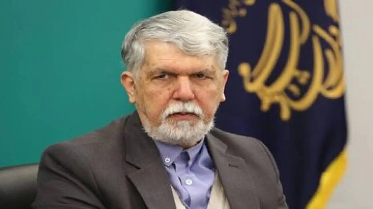 شوخی با وزیر ارشاد  -  او وقتی در روزنامه اطلاعات بود حتی یکبار هم کسی را ارشاد نکرد!