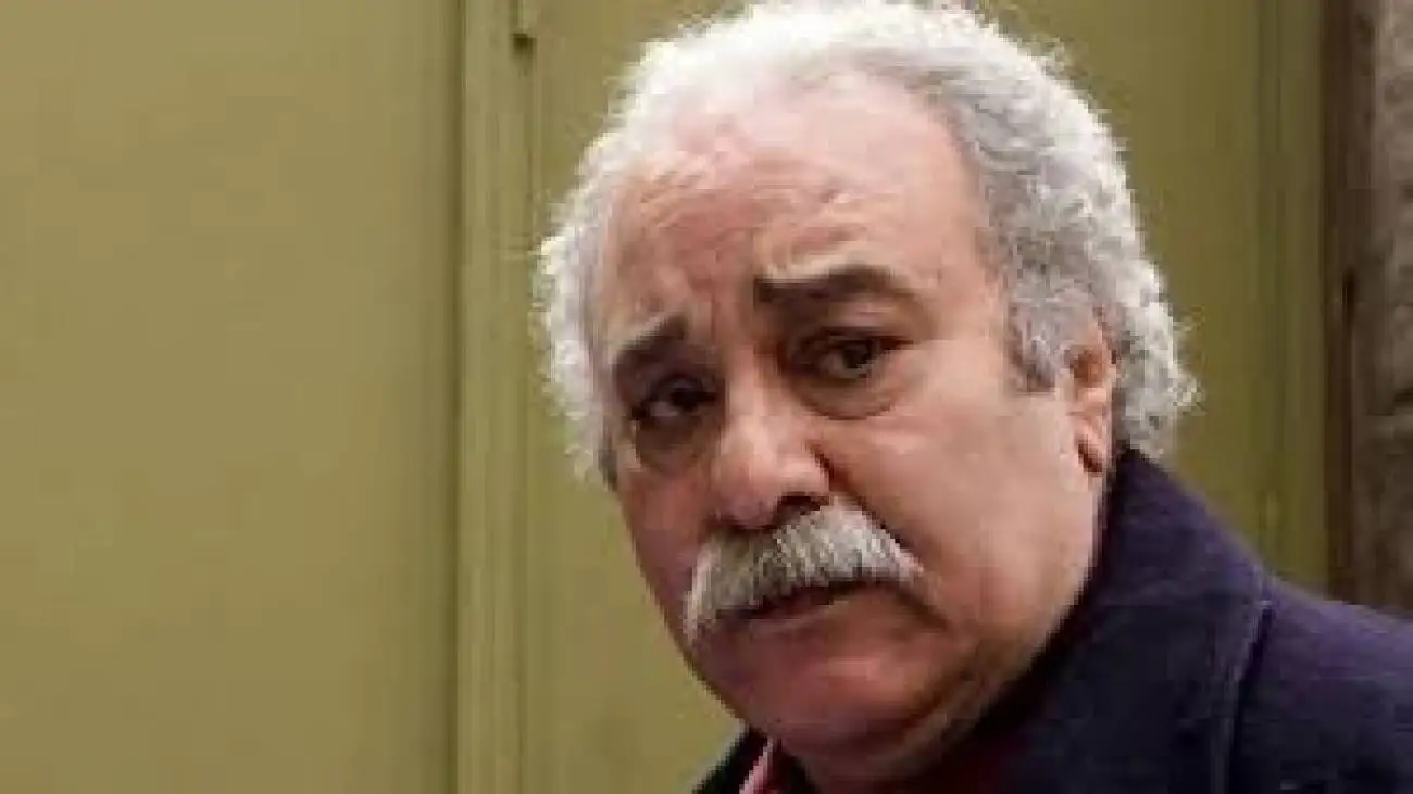 علاقه  مرحوم کاسبی به اهل بیت و برگزار شدن روضه های خانگی + ویدئو  -  همسرش روایت می کند