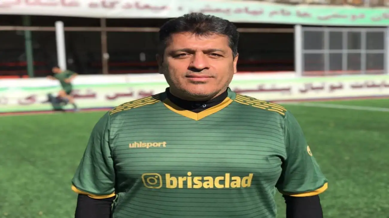 حمله همبازی سابق به خداداد عزیزی؛ به لحاظ عقلی چند نخودی کم دارد!