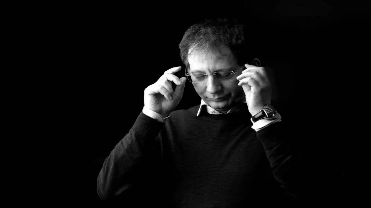 بابک زنجانی از نخستین تصمیم همتی دفاع کرد  -  پیشنهاد ایجاد یک واحد پولی جدید!