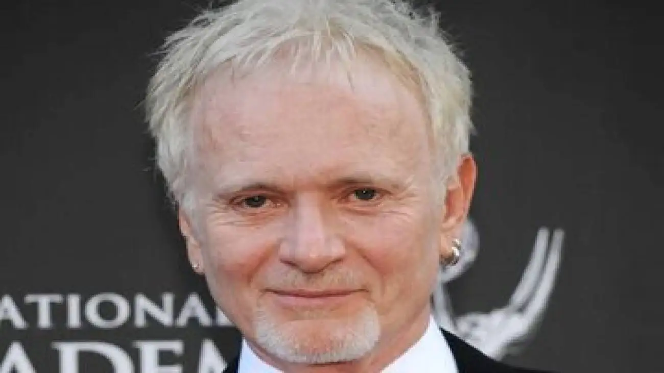 آنتونی گری بازیگر برنده 8 جایزه امی از دنیا رفت