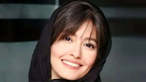 بررسی فضای جالب توجه  کلاس یوگای پردیس احمدیه بازیگر سریال ازیادرفته با نورپردازی ویژه و چیدمان بی نظیر