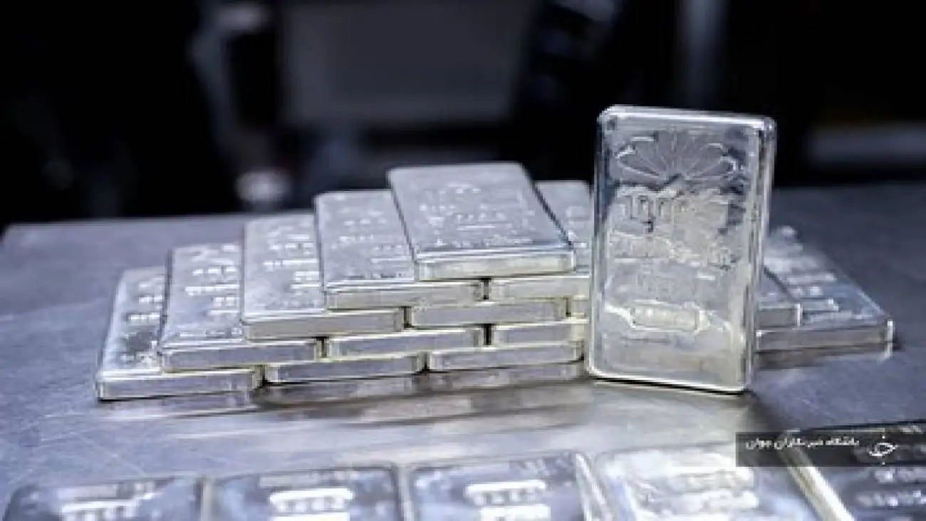 ریزش جالب قیمت در بازار جانشین طلا -  سرمایه گذاران نقره نقره داغ شدند