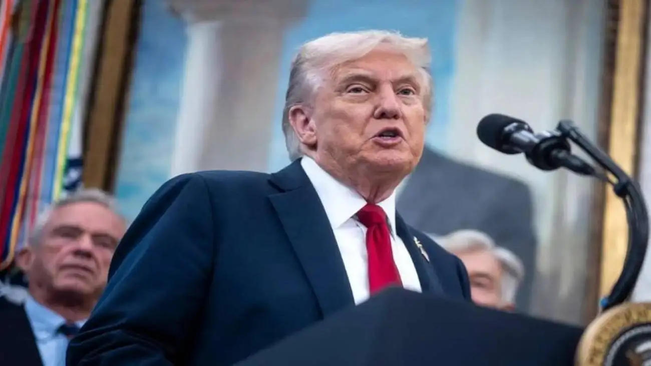 ویدیو  -  ترامپ خطاب به یک خبرنگار: خیلی صدایت بلند است، جواب تو را نمی دهم!