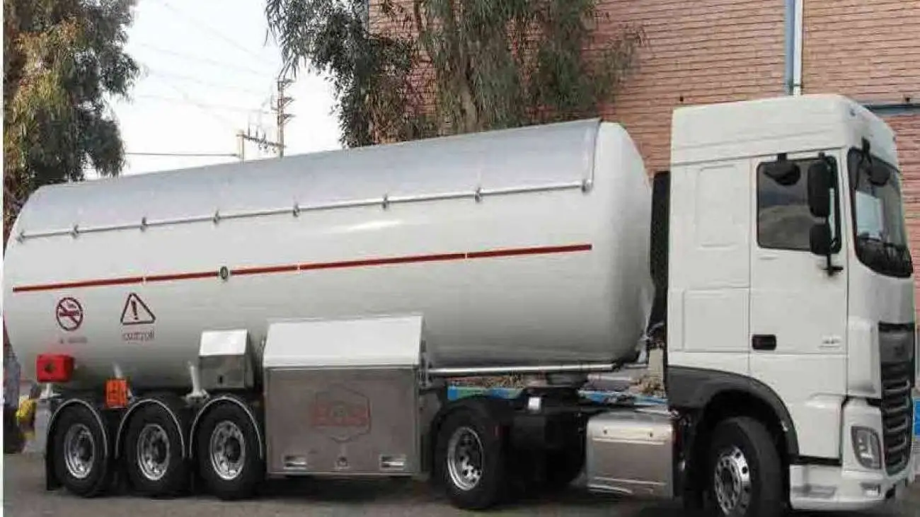 ویدیو  -  توقیف تانکر حمل گاز با رانندهٔ 14 ساله!