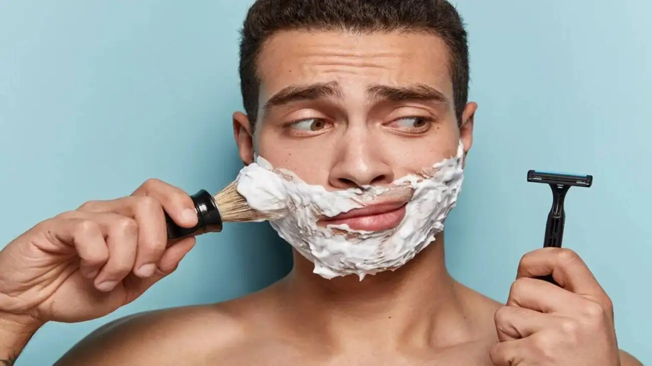 نکات مهم اصلاح صورت با ژیلت برای جلوگیری از التهاب و بریدگی