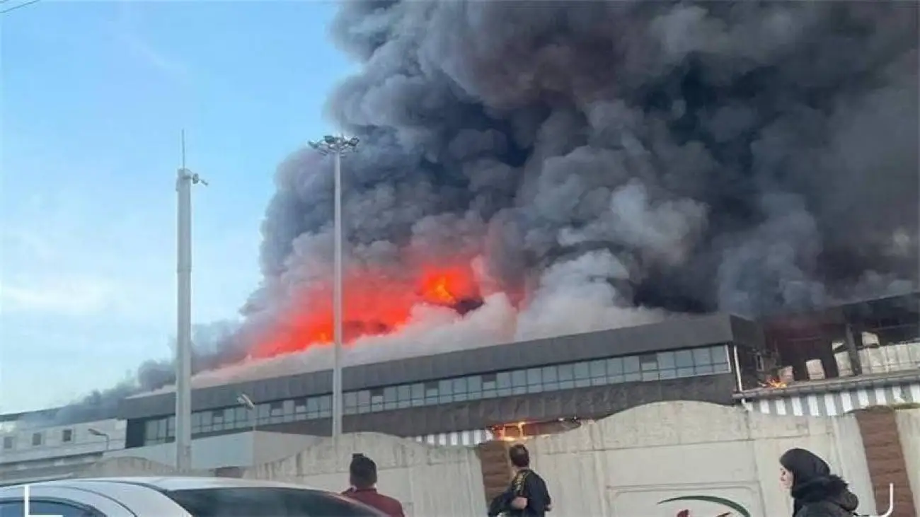 ویدیو  -  جزئیات آتش سوزی در کارخانۀ کاله در آمل