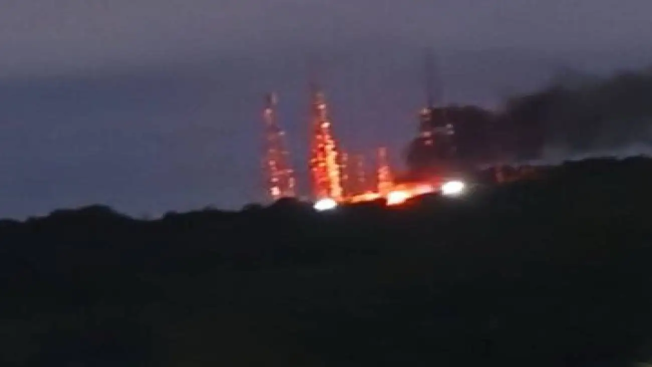 فوری -  سی ان ان: مشخص نیست مادورو هدف گرفته شده یا نه -  منزل وزیر دفاع هدف حمله قرار گرفت