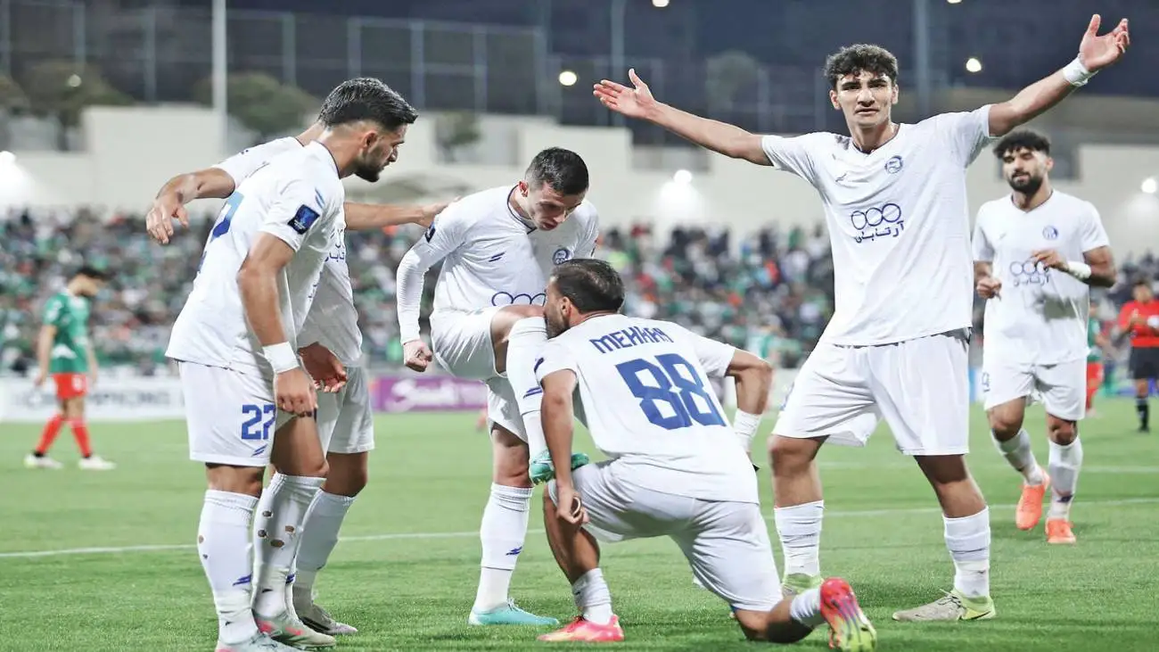 تردید در اوج امید به استقلال  -  نیمه خالی لیوان خارجی ها و معمای ستاره ساپینتو