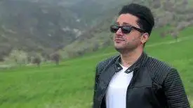 فیلم آواز باشکوه با آهنگ شجریان توسط یک پسر کُردو صدای بهشتی اش !  -   بیا که وقت بهارست...  -  همه را احساساتی کرد !