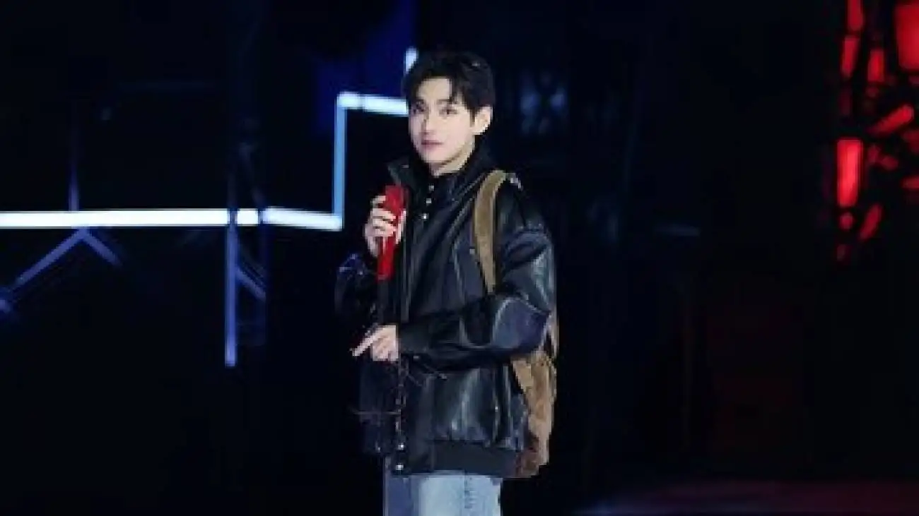 افشای پیام های خصوصی خواننده معروف در دادگاه؛ عضو گروه معروف سکوتش را شکست