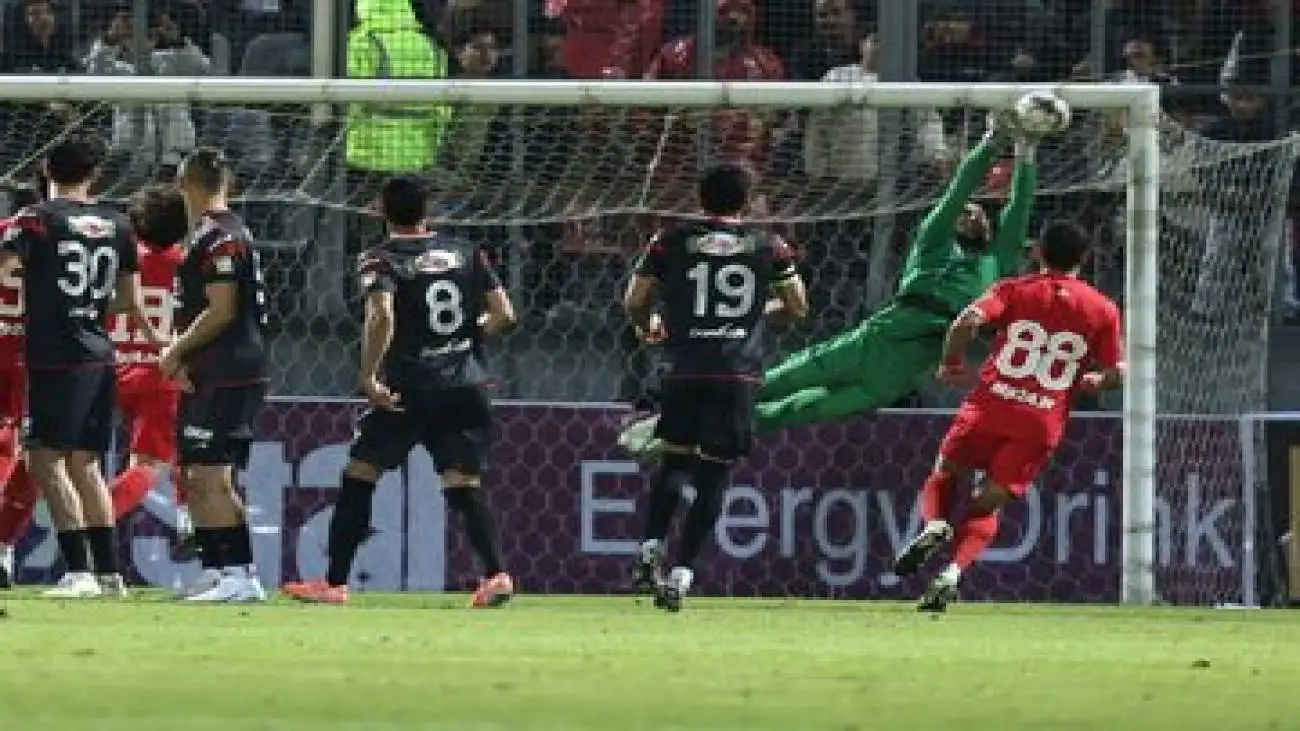 دروازه بان فصل آینده پرسپولیس مشخص شد