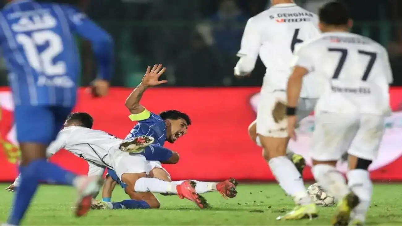 بیانیه اعتراضی استقلال؛ سرنوشت قهرمانی را دارید عوض می کنید