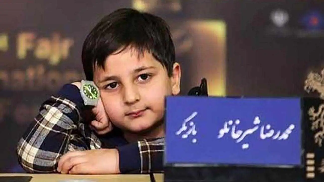 پسرکوچولوی سریال دودکش بعد سالها چقدر جذاب و خوش تیپ شده ! + عکس محمدرضا شیرخانلو در آغوش مادر زیبایش