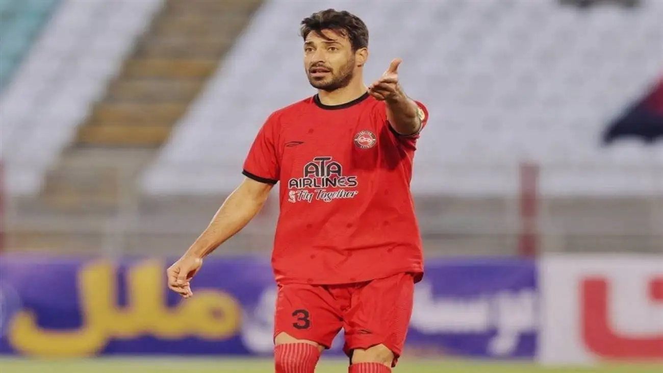 خلیل زاده چند کلاس سواد دارد؟  -  حوصله ندارم بازی تیم ملی را ببینم