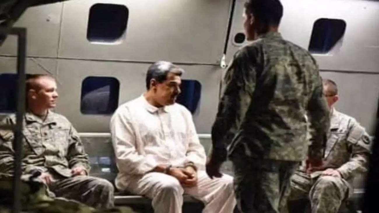 ویدیو  -  ادعای خبرنگار ونزوئلایی: تیرباران محافظین کوبایی مادورو توسط نیروهای ویژه آمریکا