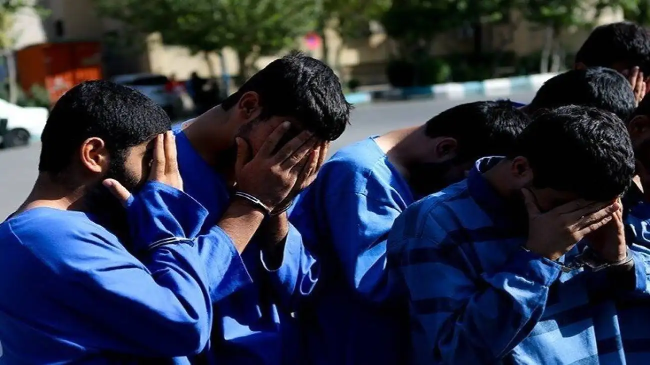 بازداشت 41 خارجی در مرز مریوان  -  هرگونه تعرض در مرزها با برخورد قاطع پاسخ داده خواهد شد