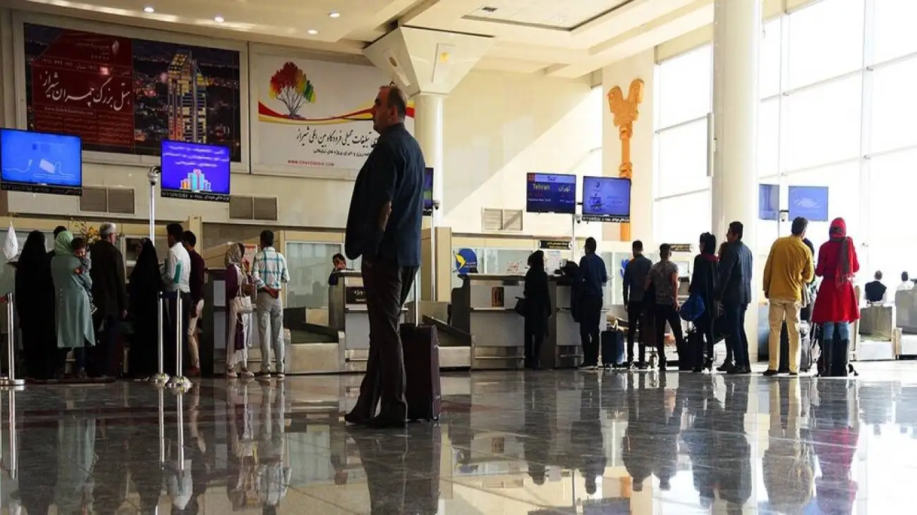 ویدیو  -   جریمۀ 2 میلیاردیِ گران فروش های فرودگاه شیراز