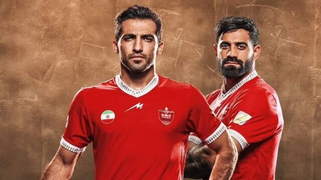 دلیل حذف سرباز هخامنشی از لباس پرسپولیسی ها چیست؟