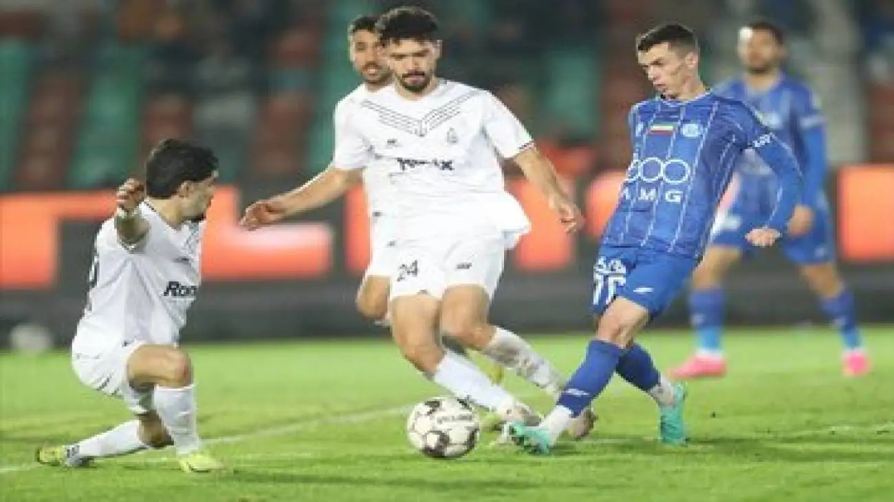 ستاره استقلال بازی با سپاهان را از دست داد؟