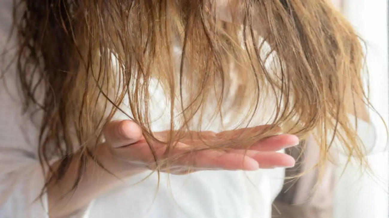 7 روش ساده برای رطوبت رسانی به مو
