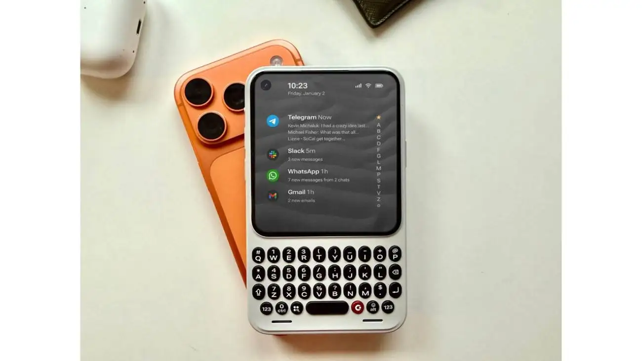صفحه کلید فیزیکی به گوشی ها باز می گردد؟  -  بازگشت غیرمنتظره دکمه ها به گوشی های هوشمند