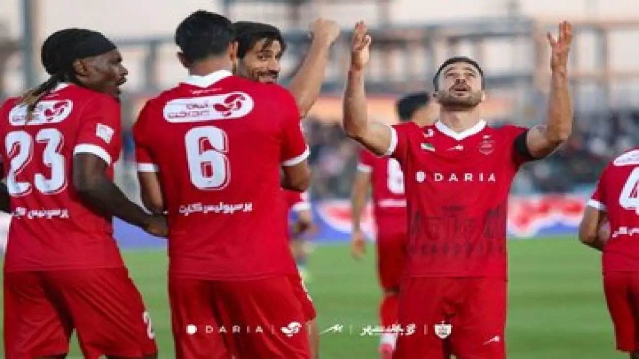 تن لرزان هواداران استقلال و پرسپولیس -  قرارداد این بازیکنان پایان فصل تمام می شود