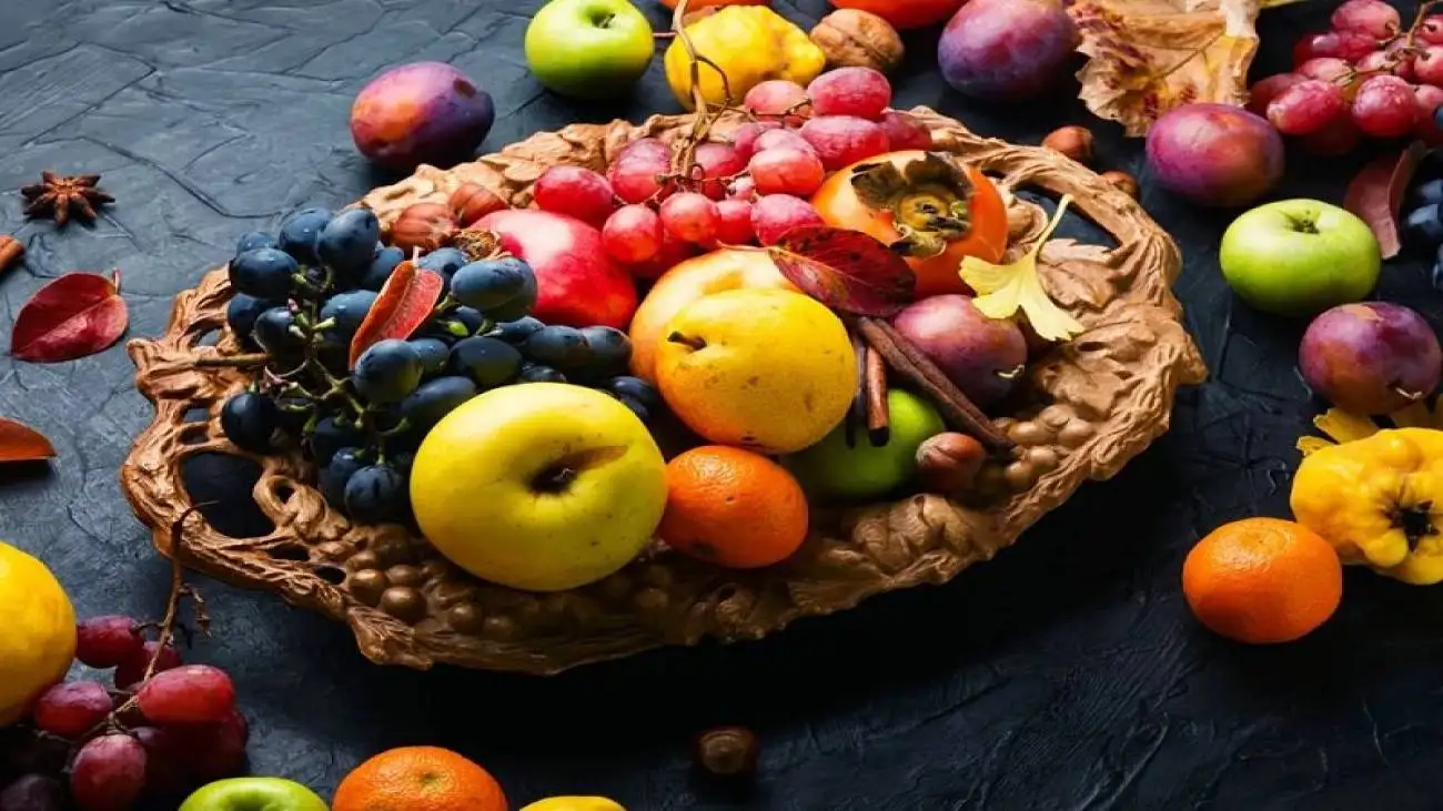 خرمالو و این 9 میوه پائیزی برای سلامت معجزه می کنند
