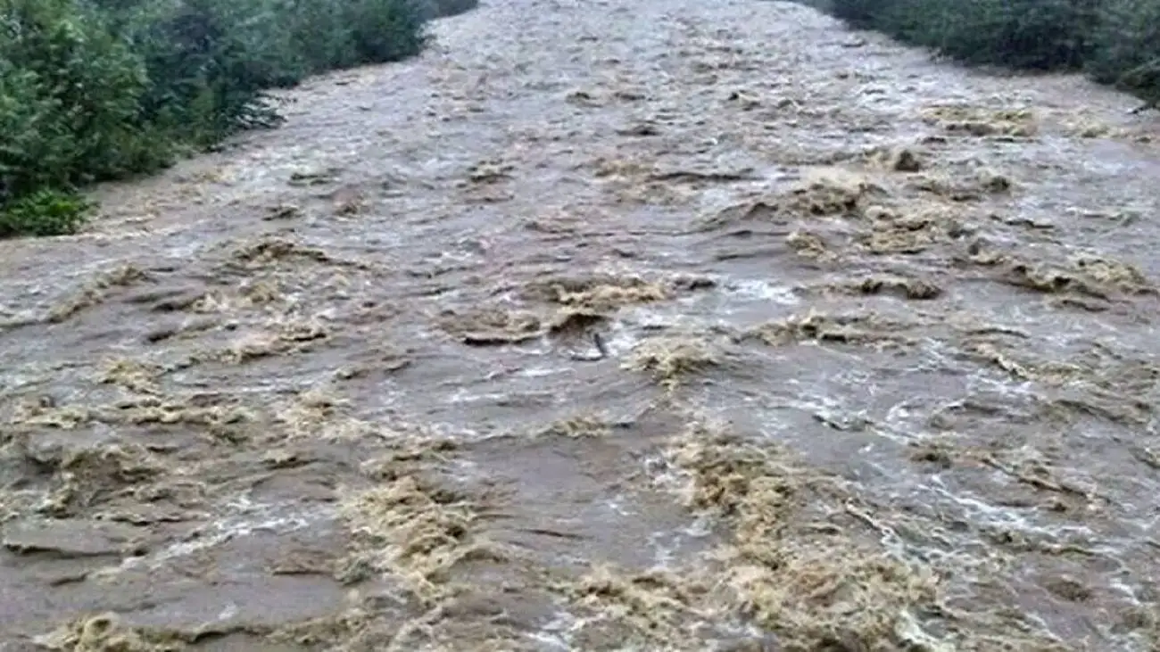 ویدیو  -  خروش رودخانه های بشاگرد هرمزگان در دل تابستان