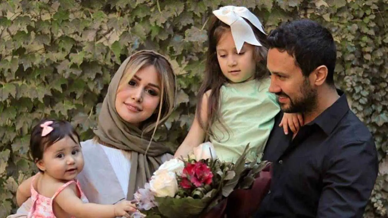 فیلم آواز شاد -   دختر شاهرخ استخری با نیم سانت قدش چه رقصی کردی میکنه همه غش کردن !