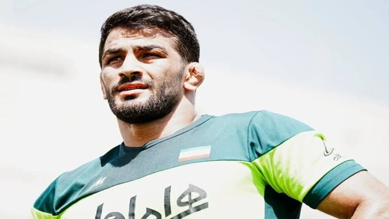 جمله جالب پیشکسوت کشتی درمورد حسن یزدانی در پخش زنده! + ویدئو  -  خودش 10 تا مربی و سرمربی است