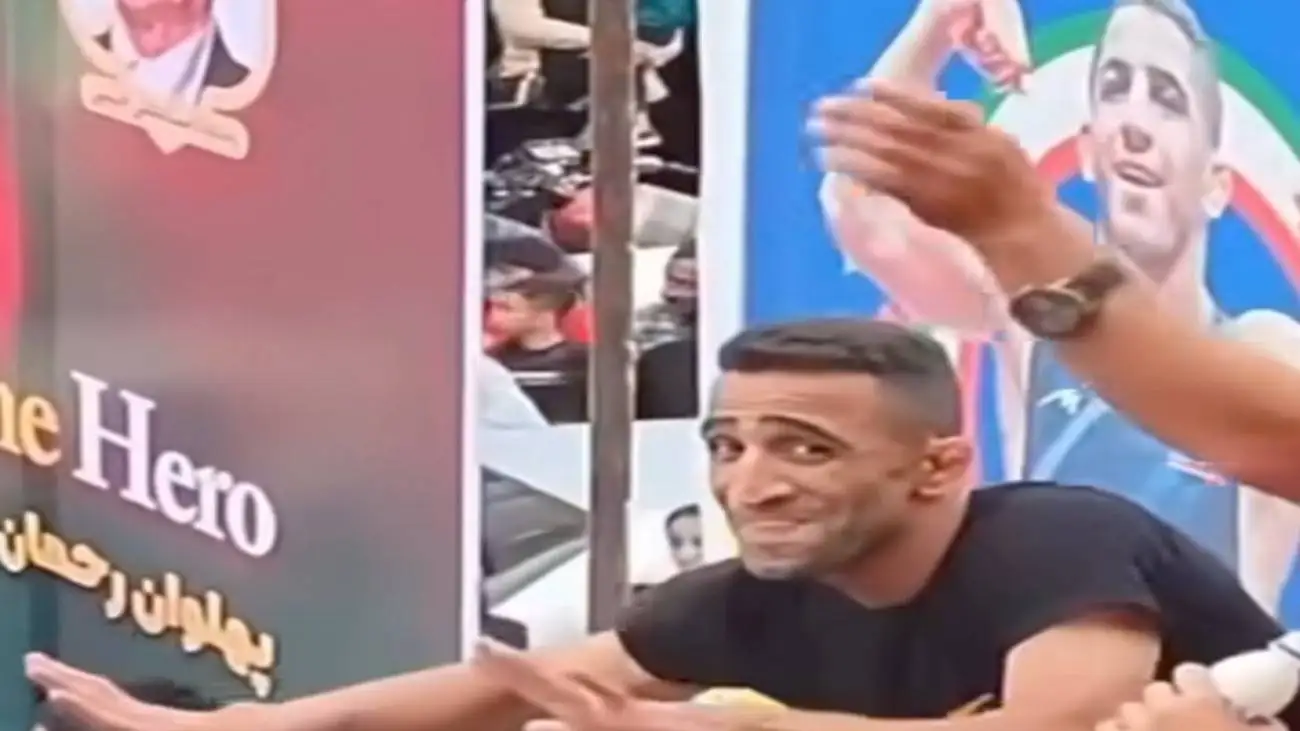 رقص جنجالی برادر رحمان عموزاد  -  این حجم از استقبال را تاکنون هیچ ورزشکاری ندیده است