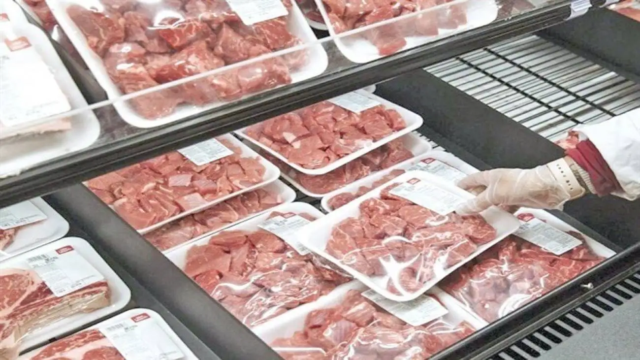دلیل گرانی گوشت و لبنیات چیست؟  -  گوشت قرمز قربانی شد